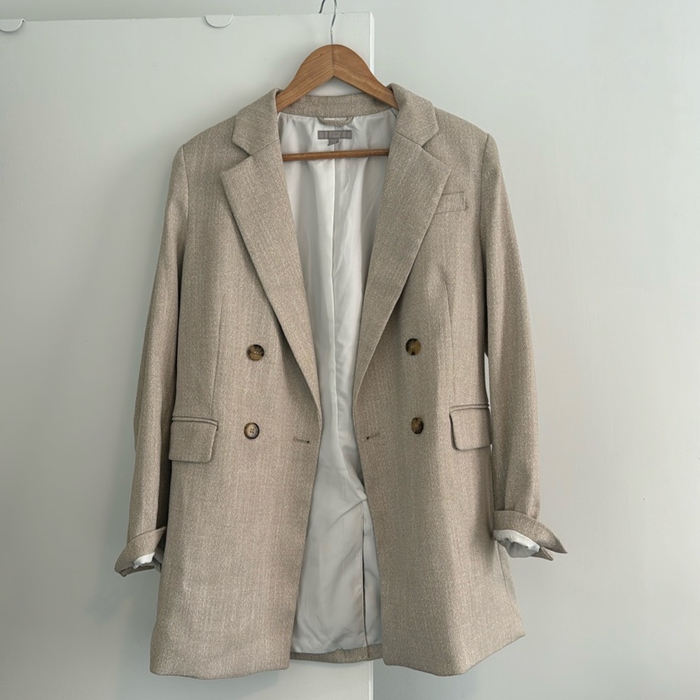 H&M tan long sleeve blazer